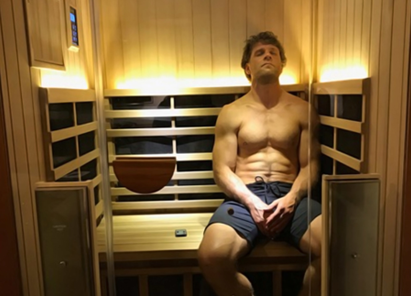 Leonora Solid Surface Bath