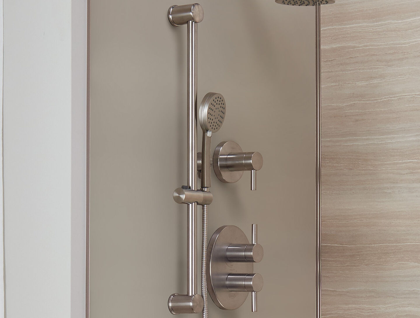 Jacuzzi® Bathroom Showers Jacuzzi®