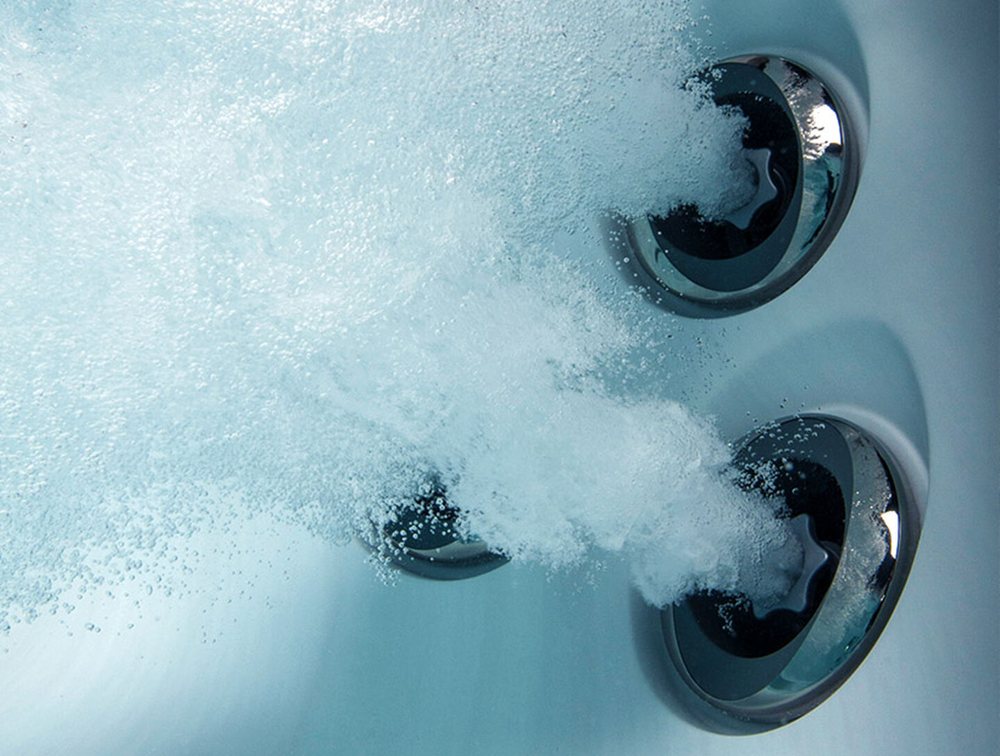 Jacuzzi® Bathroom Showers Jacuzzi®