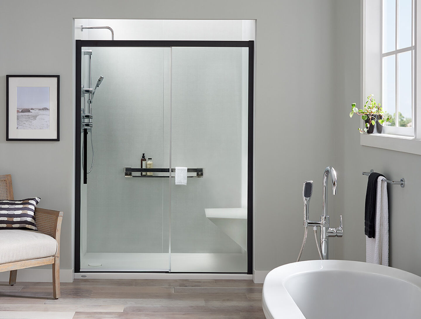 Jacuzzi® Bathroom Showers Jacuzzi®
