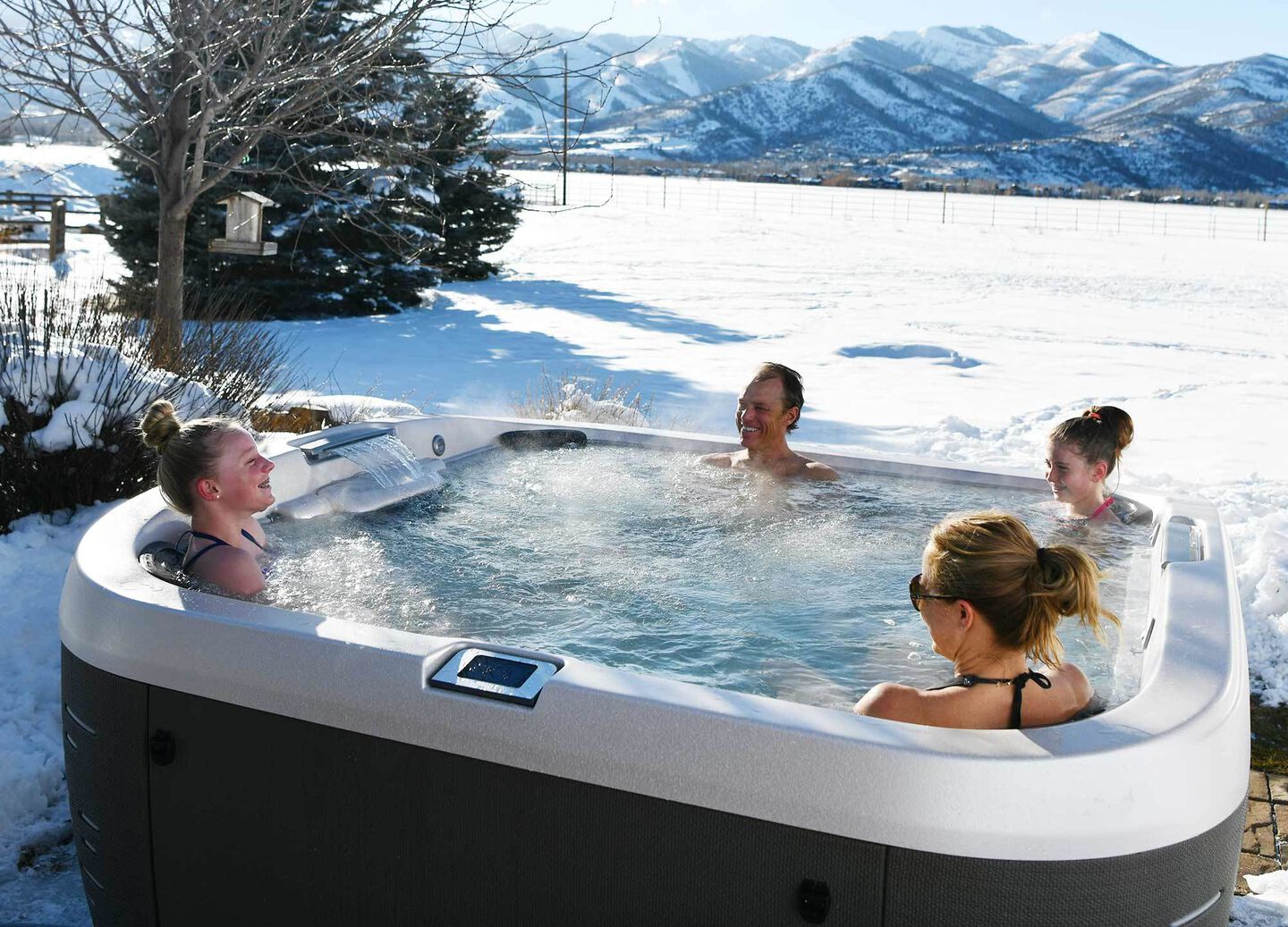 Trace Worthington Jacuzzi® Performance Athlete Jacuzzi®