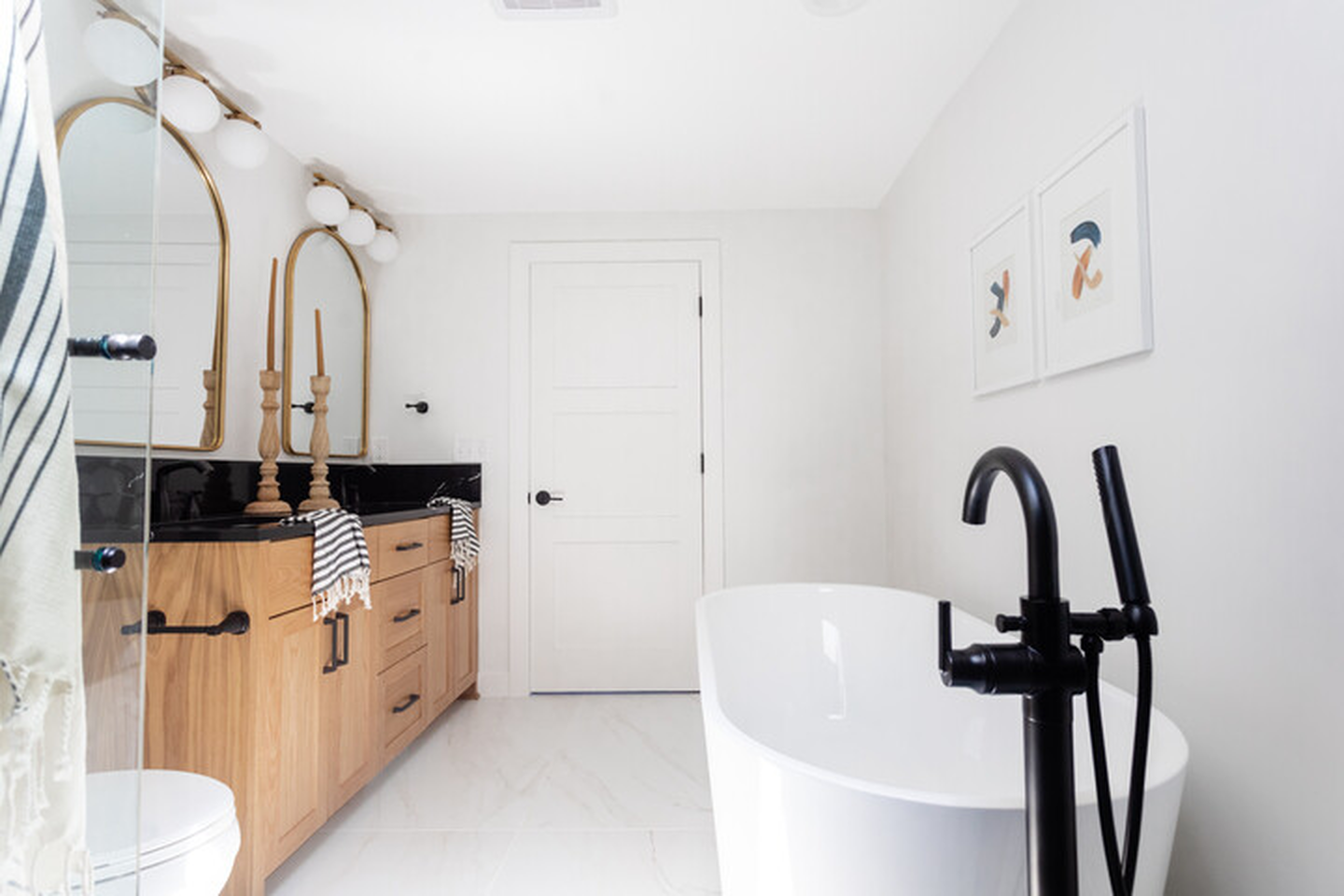 Celeste Freestanding Bath