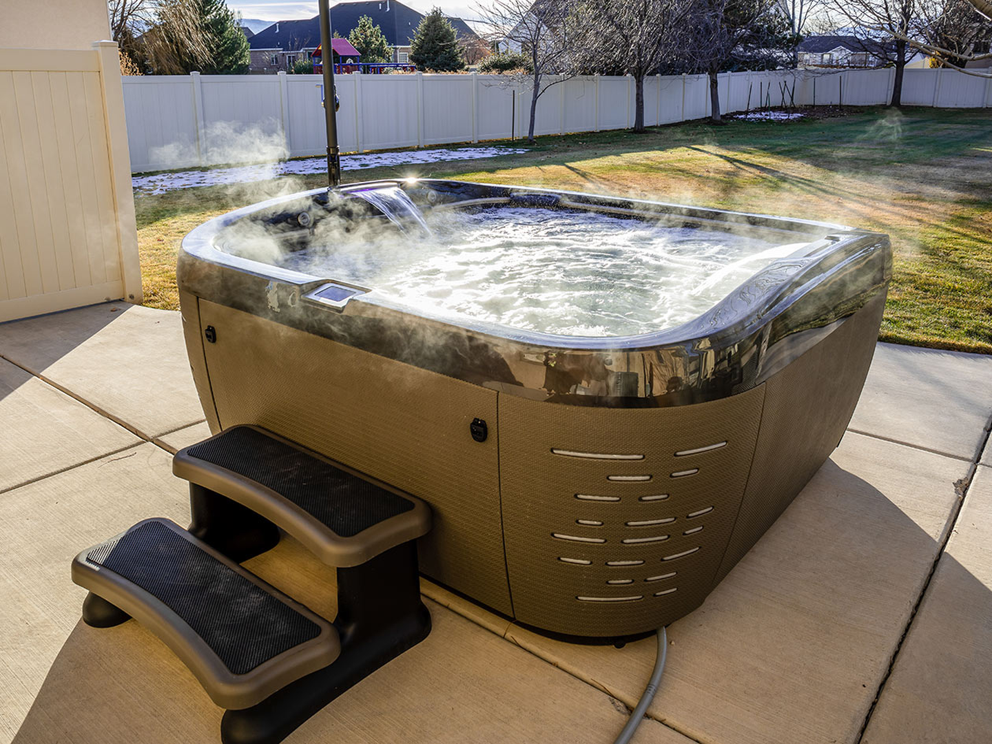 J-585 upgraded backyard