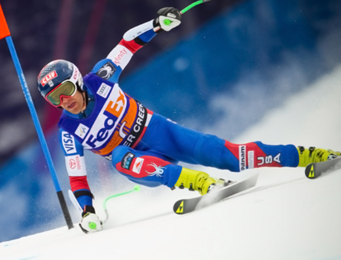 J-585 in Thurl Baileys' backyard