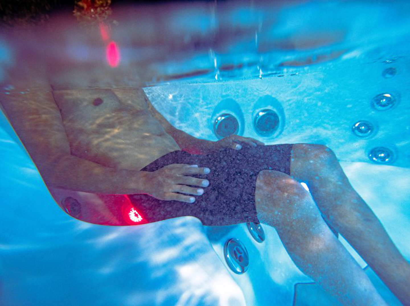 INFRARED SWIM SPAS
