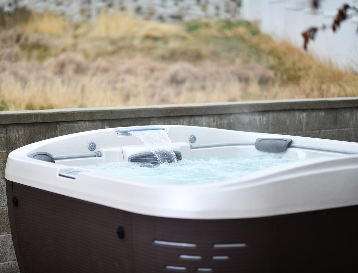 Joey Mantia's hot tub