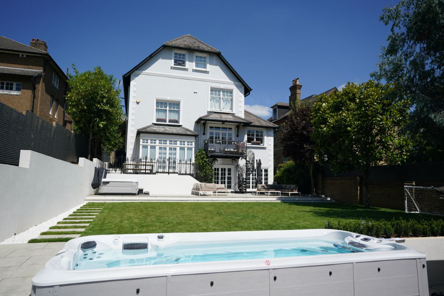 Kimberley Walsh swim spa install