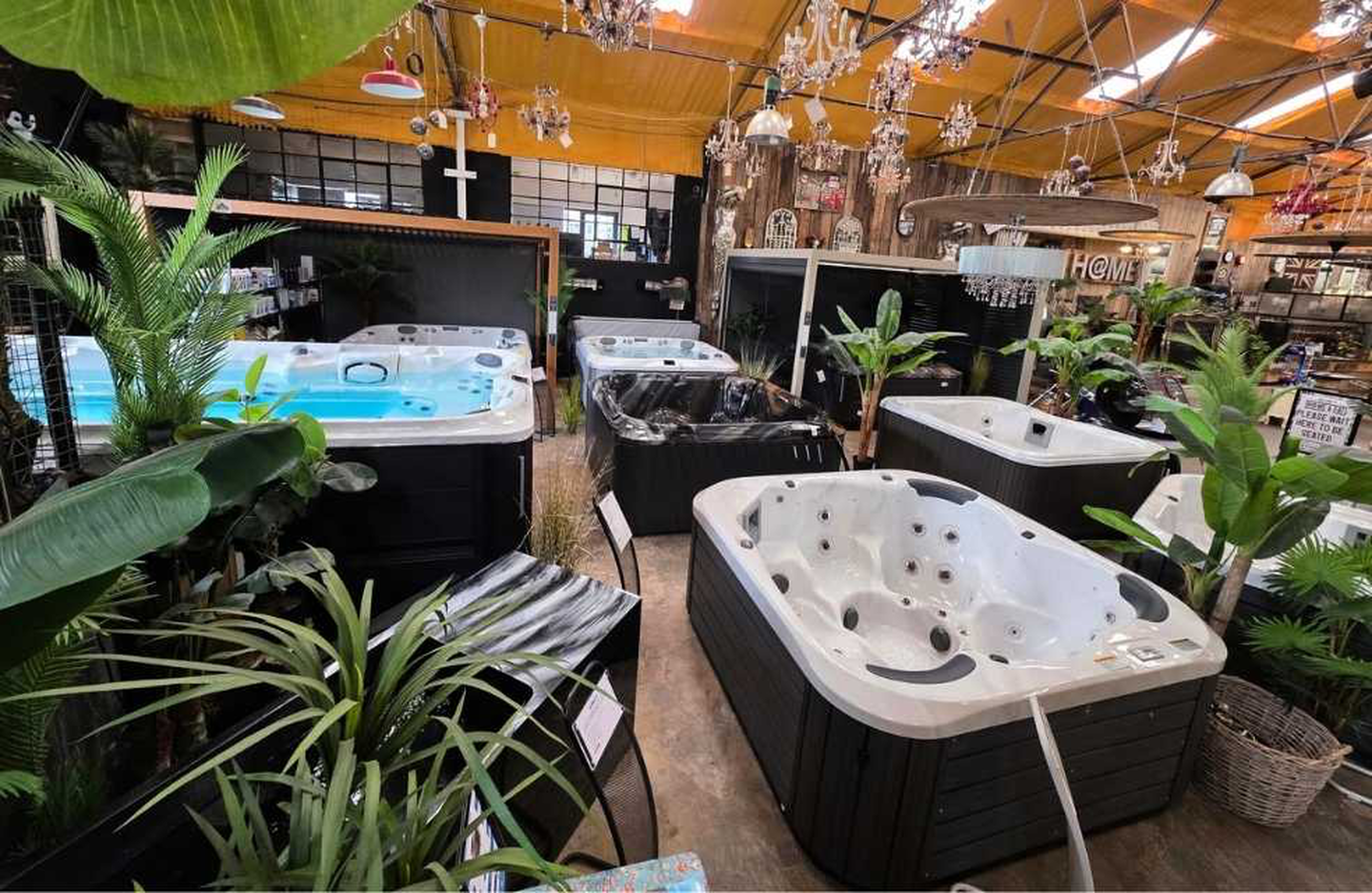 Spa Wars Showroom