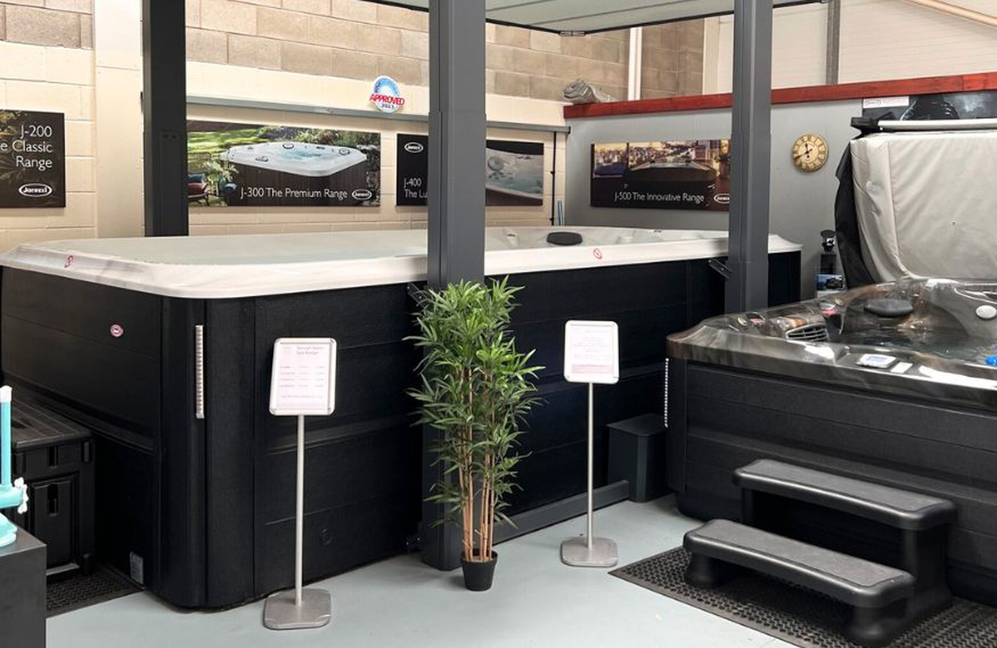 Hot Tub Studio Store Display