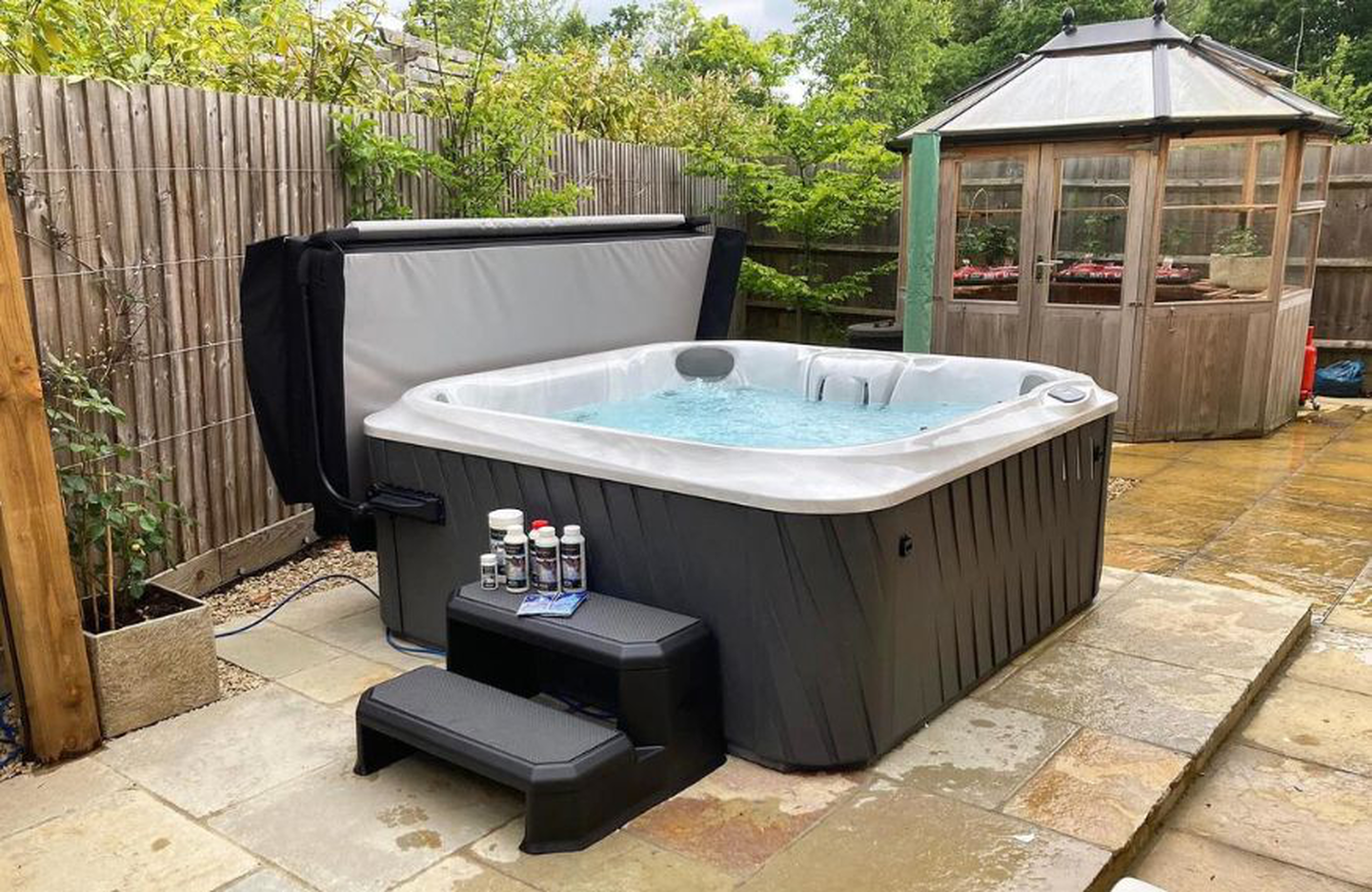 Hot Tub Studio J-200&reg; Install