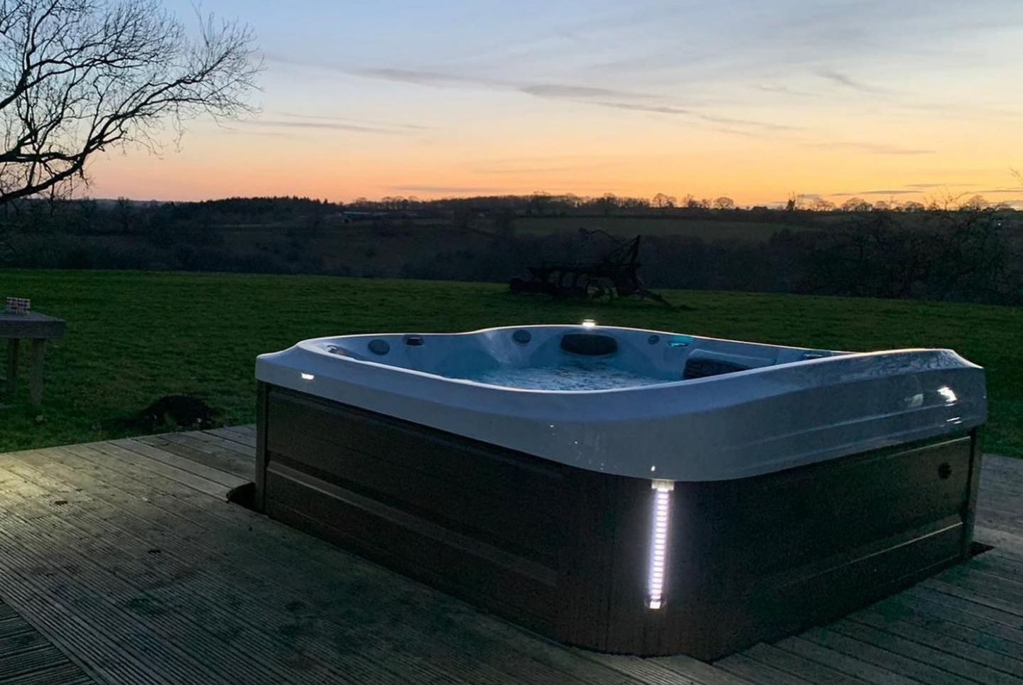 No matter what type of installation you choose, it&rsquo;s important to speak with your dealer to fully understand what needs to be prepared before the delivery of the hot tub. They will come and do a site inspection and advise on the best location for the hot tub and explain the process from start to finish. 