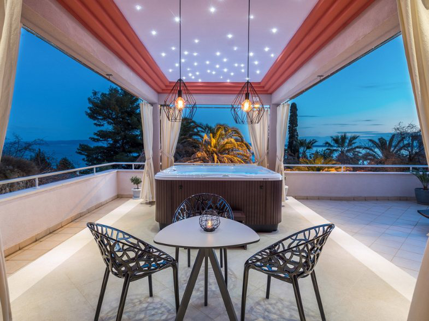 Holiday Park Hot Tub Gallery Image 1