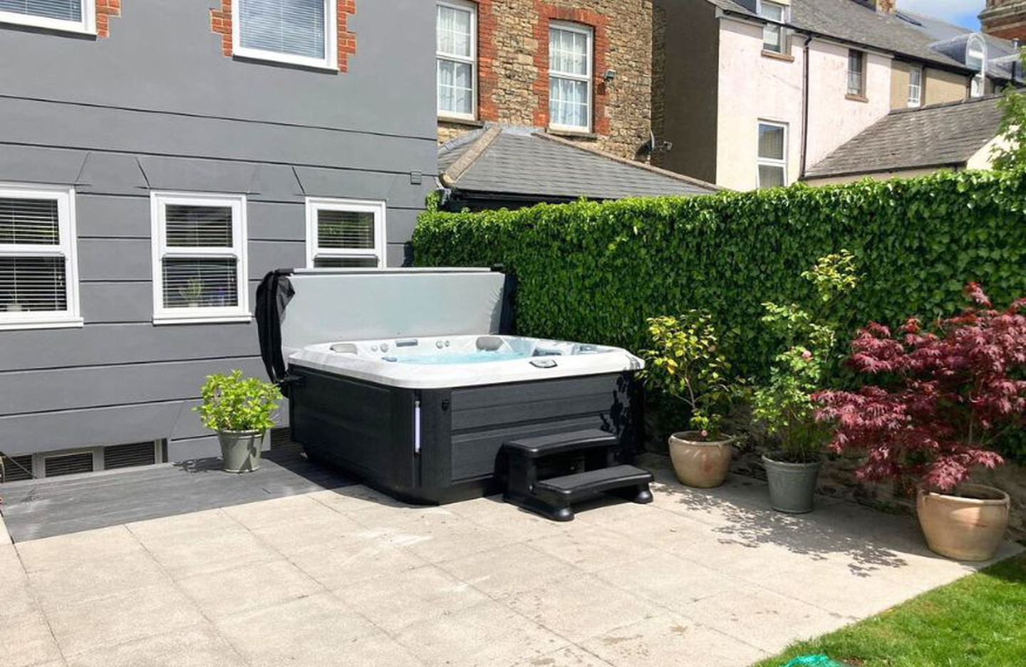 Hot Tub Studio Lifestyle