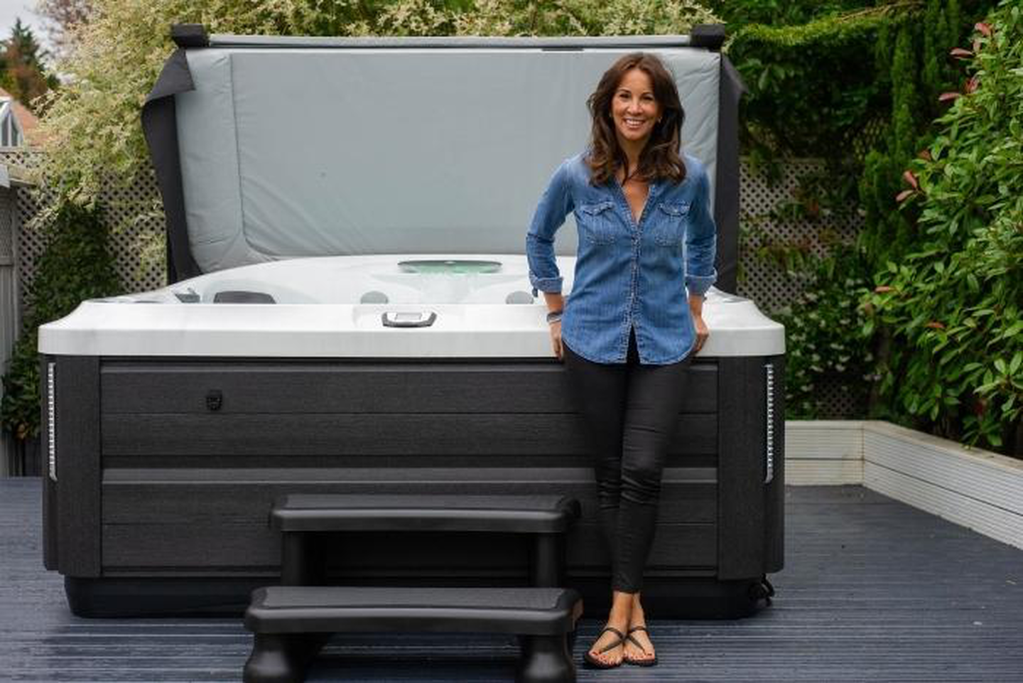 Andrea McLean