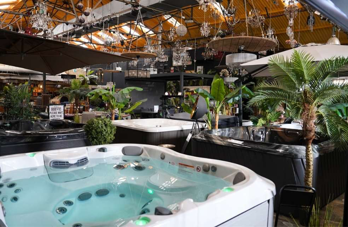 Spa Wars Display