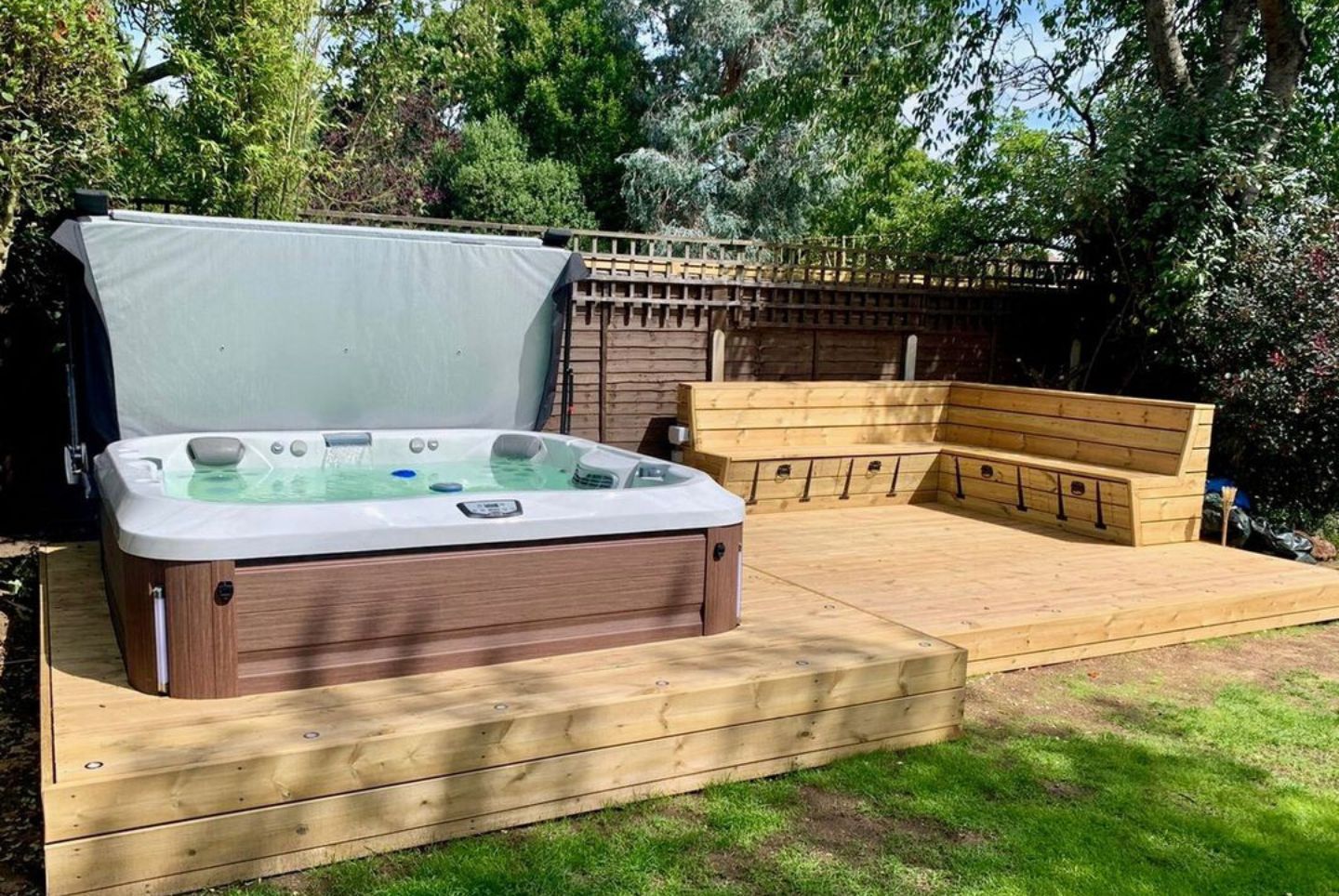 Hot tub insulation (Good, better, best) Jacuzzi® UK