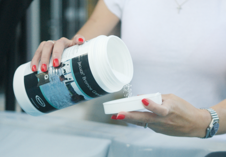 Jacuzzi® Bromine Granules 