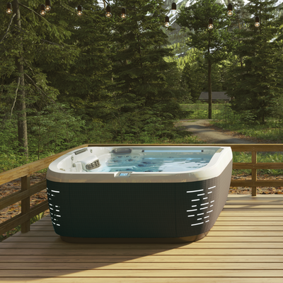 Jacuzzi J-475™ large designer hot tub with lounge seat