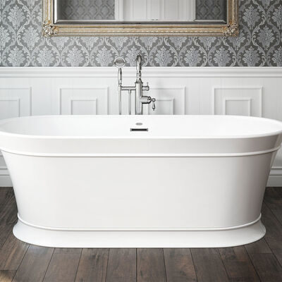 Serafina®Freestanding Bath