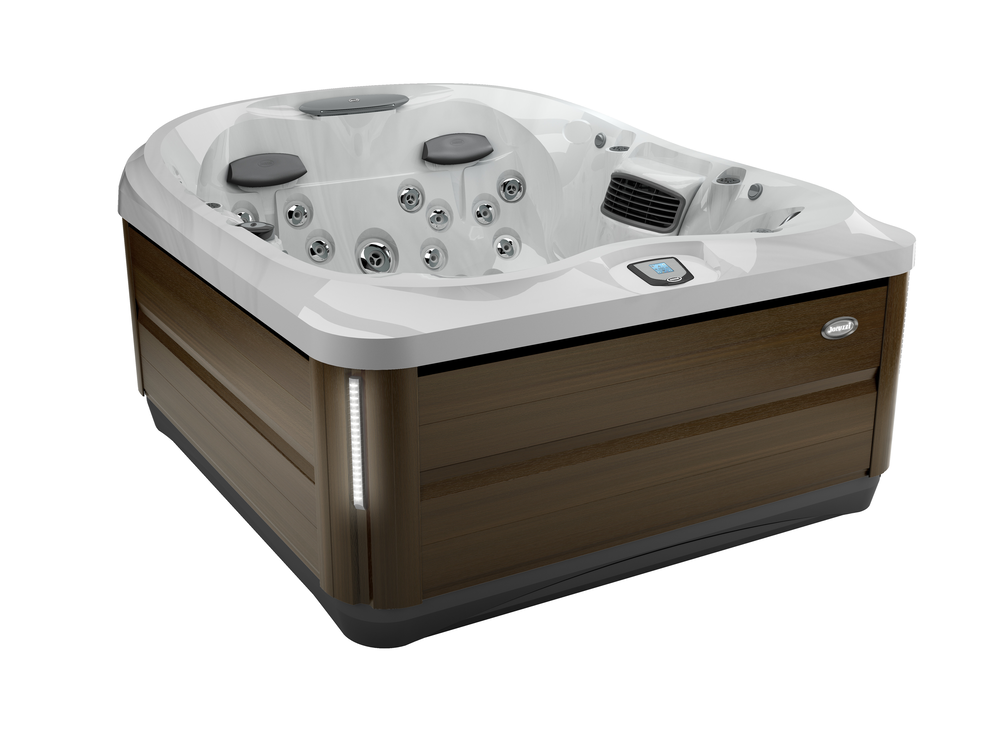 J-425™ Compact Designer Hot Tub avec siège ouvert
