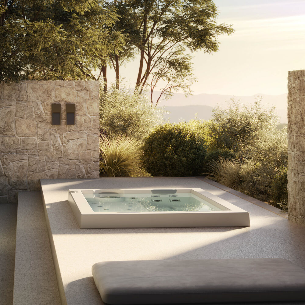 Unique: minimalist style with side-by-side seats ideal for couples