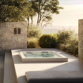 Unique: minimalist style with side-by-side seats ideal for couples