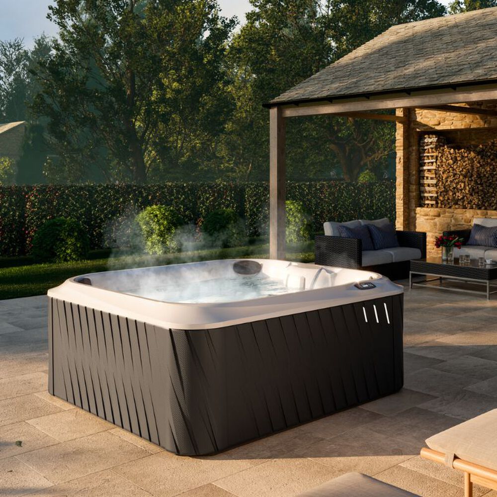 J 245 Classic Hot Tub With Open Seating Jacuzzi Com Jacuzzi