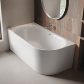 Dalma: Corner Bathtub
