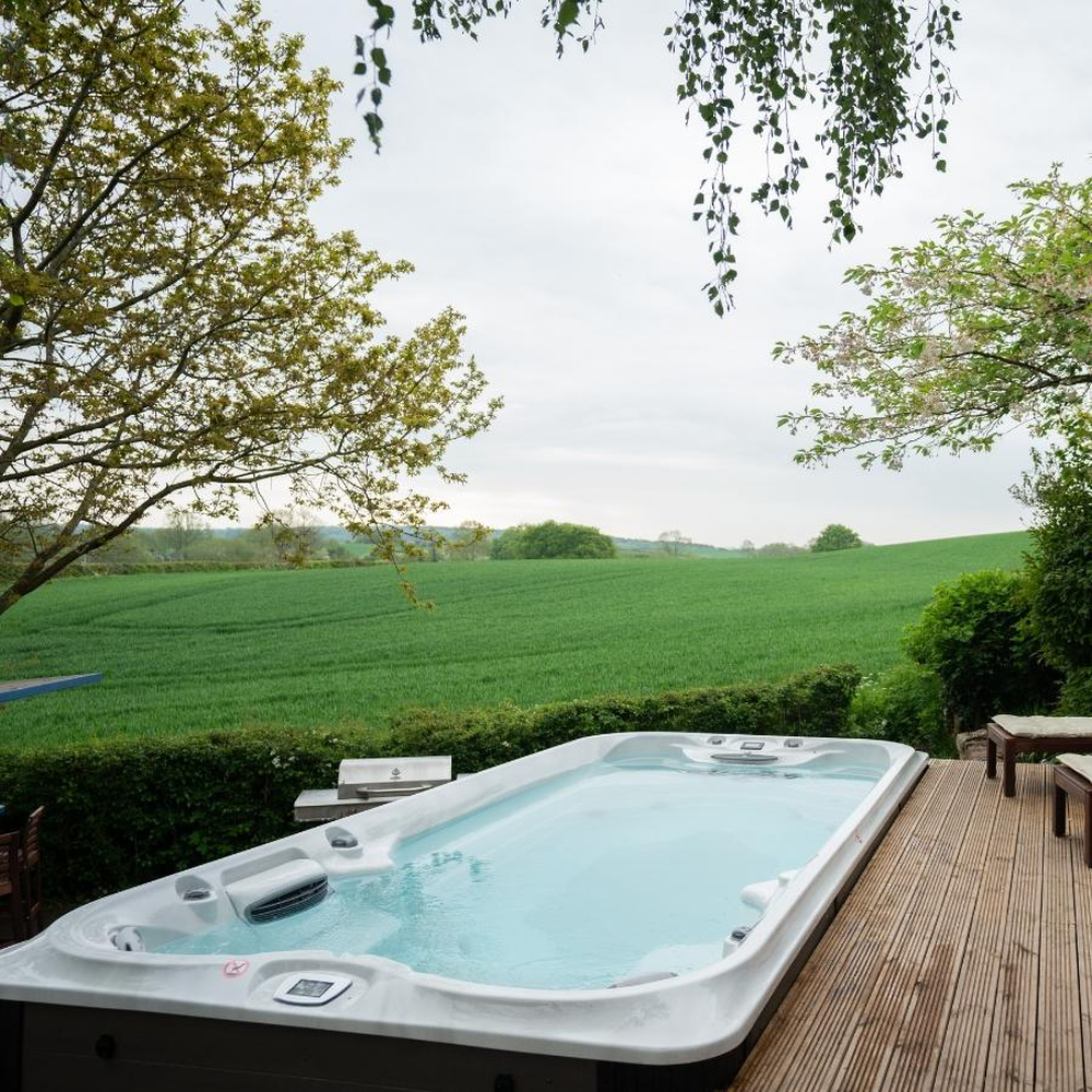 J-16 PowerPro™ Swim Spa