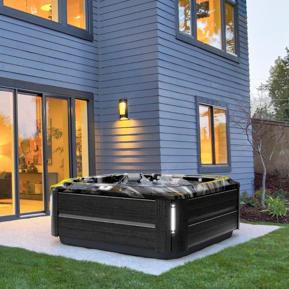 J-365™ Large Comfort Open Seating Hot Tub