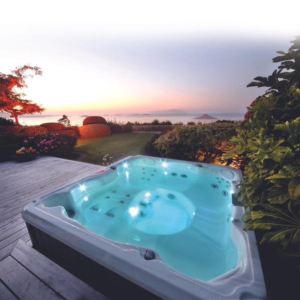 J-235™ Classic Hot Tub with Lounge Seat