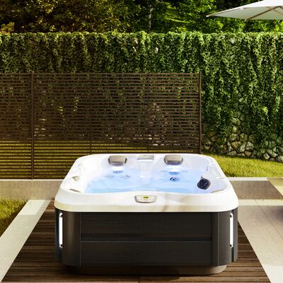 J-325™ COMFORT COMPACT HOT TUB WITH OPEN SEATING