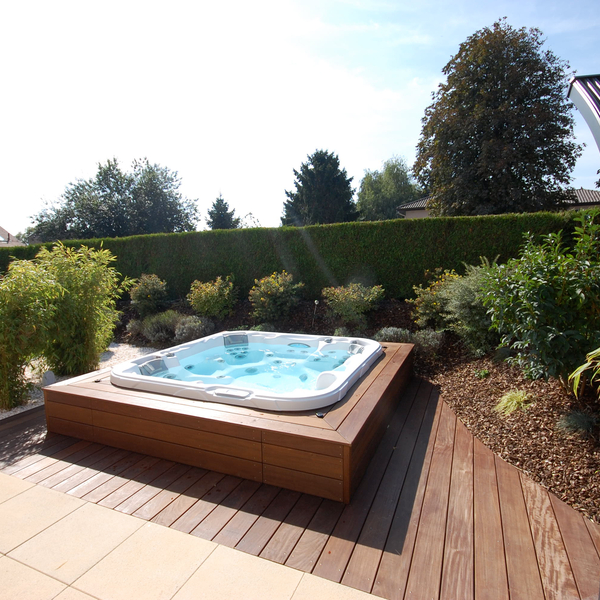 What Hot Tubs Are Best?