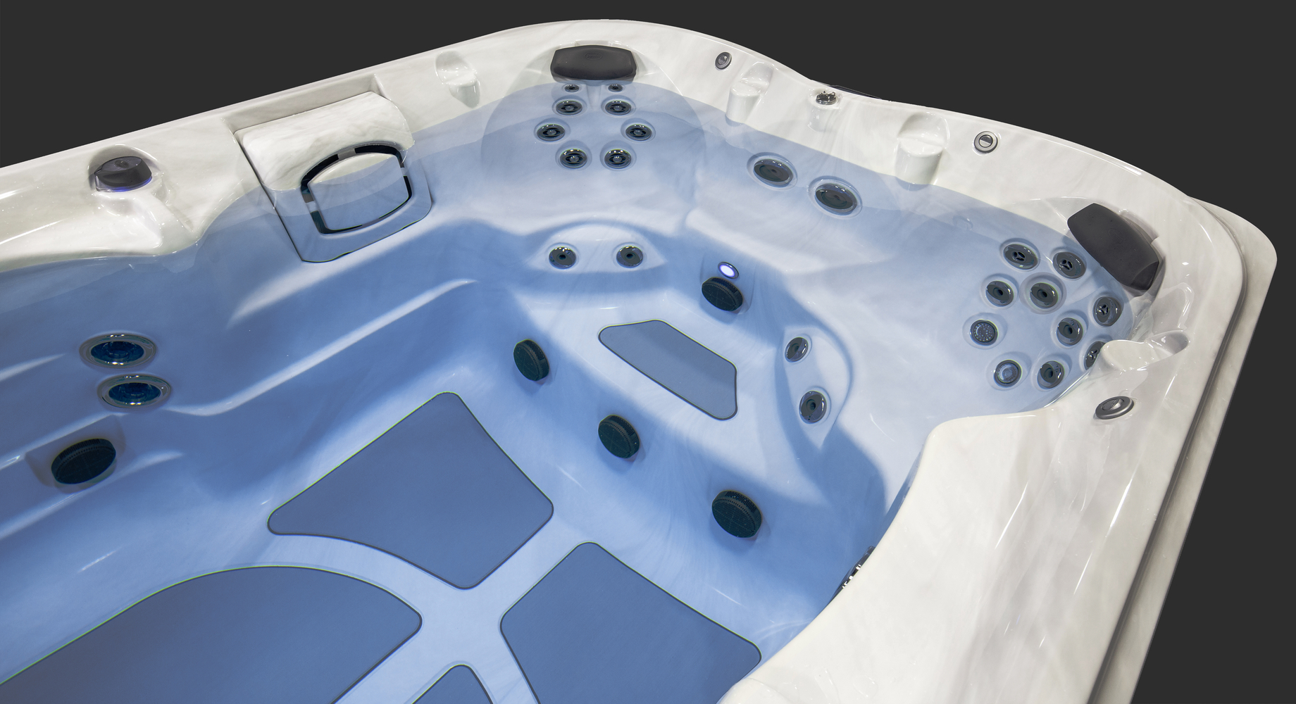 Dual Cool Down Seats